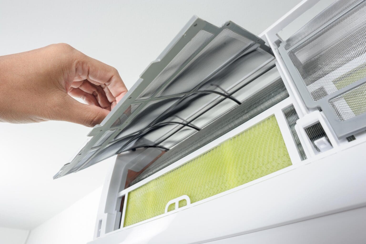 Picture for article How to Clean LG Air Conditioner Filter Easily